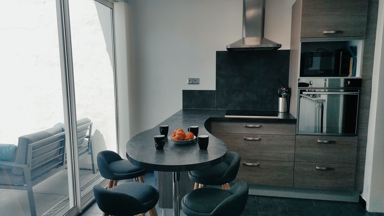 Photo of Kitchen in Sainte-Anne - Faubourg Noyon