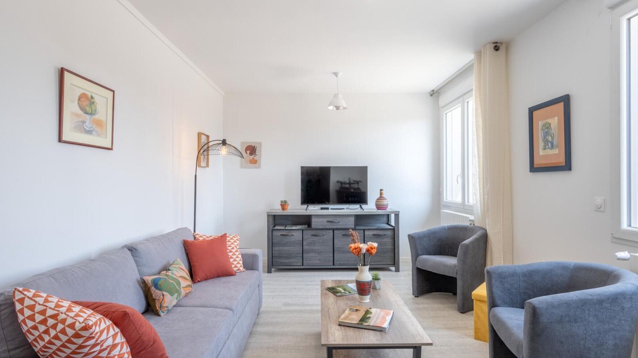 Photo of Livingroom in Autheuil-en-Valois