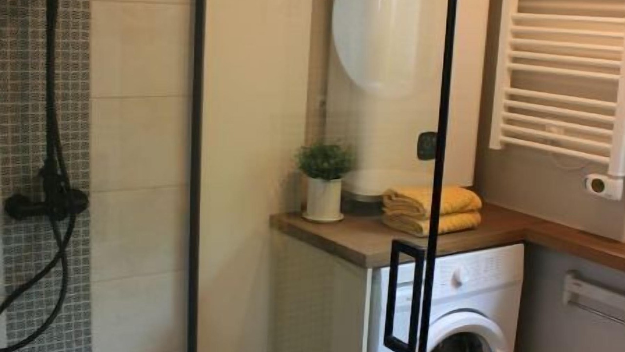 Photo of Bathroom in Milly-la-Foret