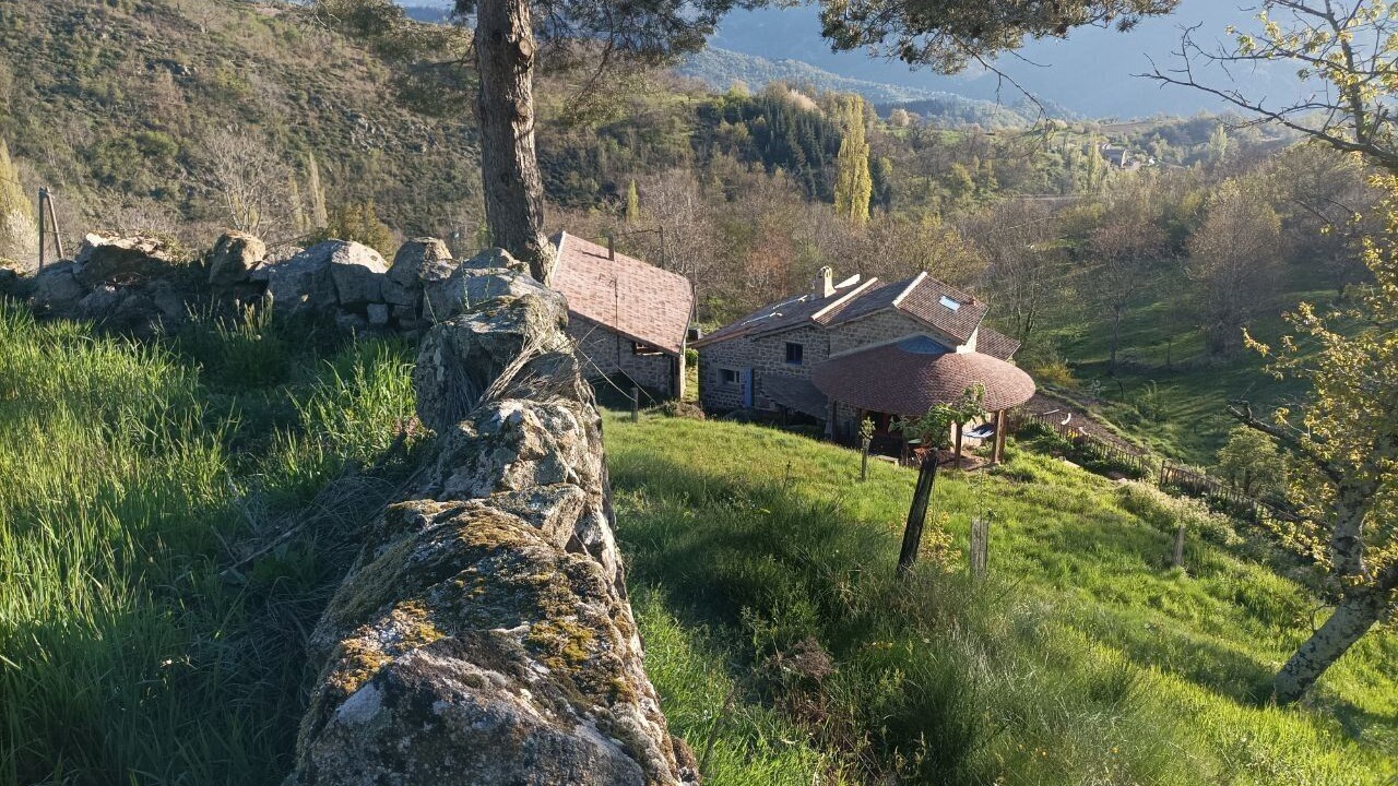 Photo of Outdoor in Beauvene