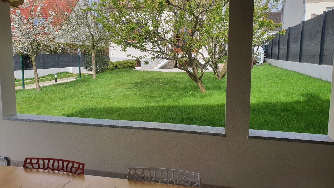 Photo of Outdoor in Brunoy