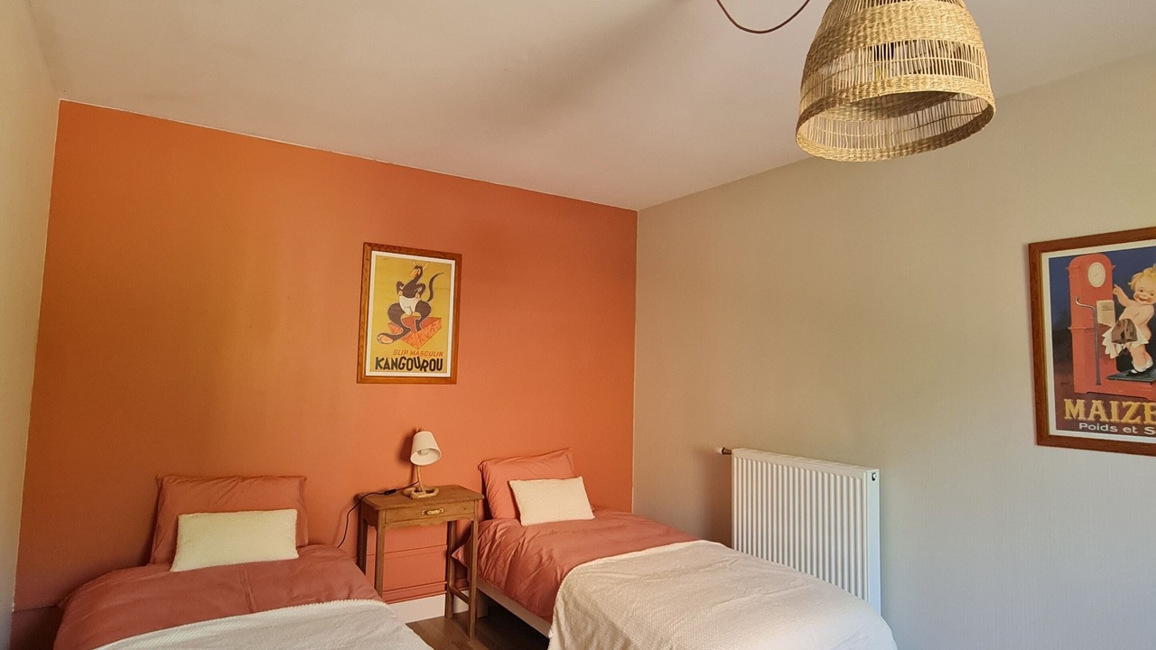 Photo of Bedroom in Semur-en-Auxois