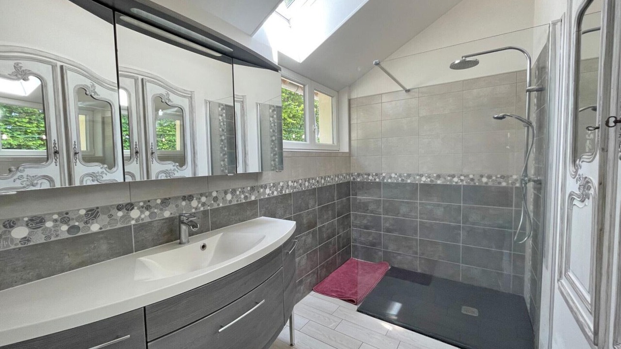 Photo of Bathroom in La Gonfriere