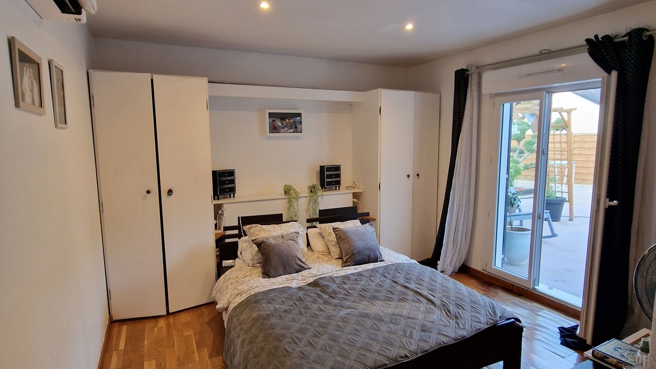 Photo of Bedroom in Villepinte