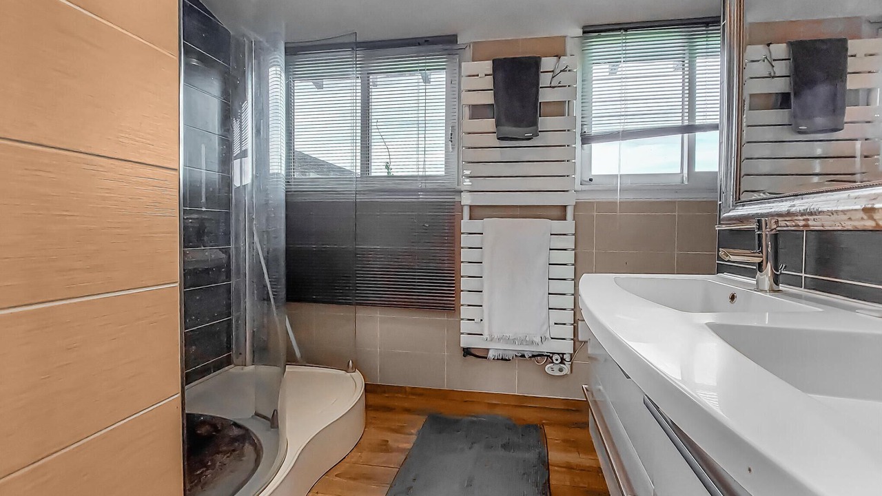 Photo of Bathroom in Saint-Germain-des-Angles