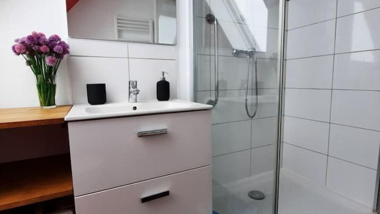 Photo of Bathroom in Wimille