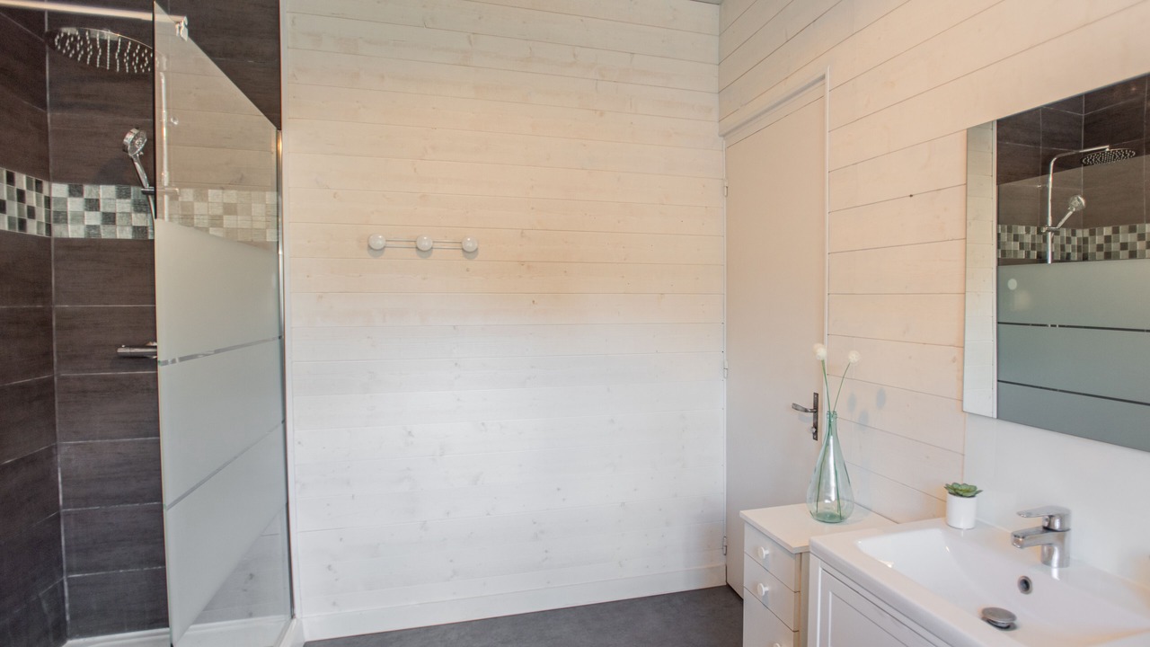 Photo of Bathroom in Guignicourt-sur-Vence