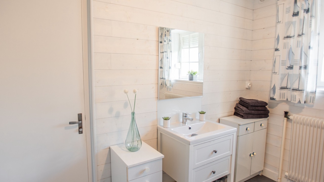 Photo of Bathroom in Guignicourt-sur-Vence