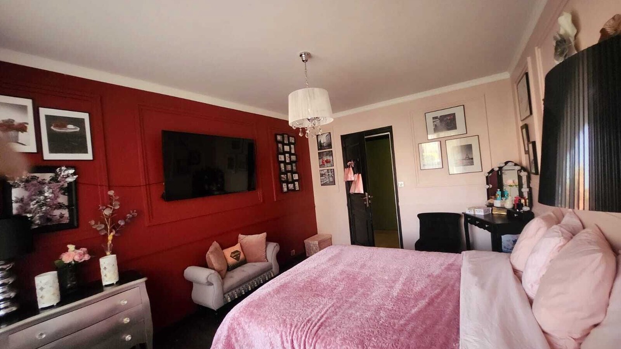 Photo of Bedroom in Montreuil