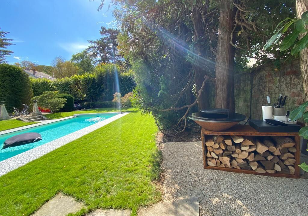 Photo of Outdoor in Centre
