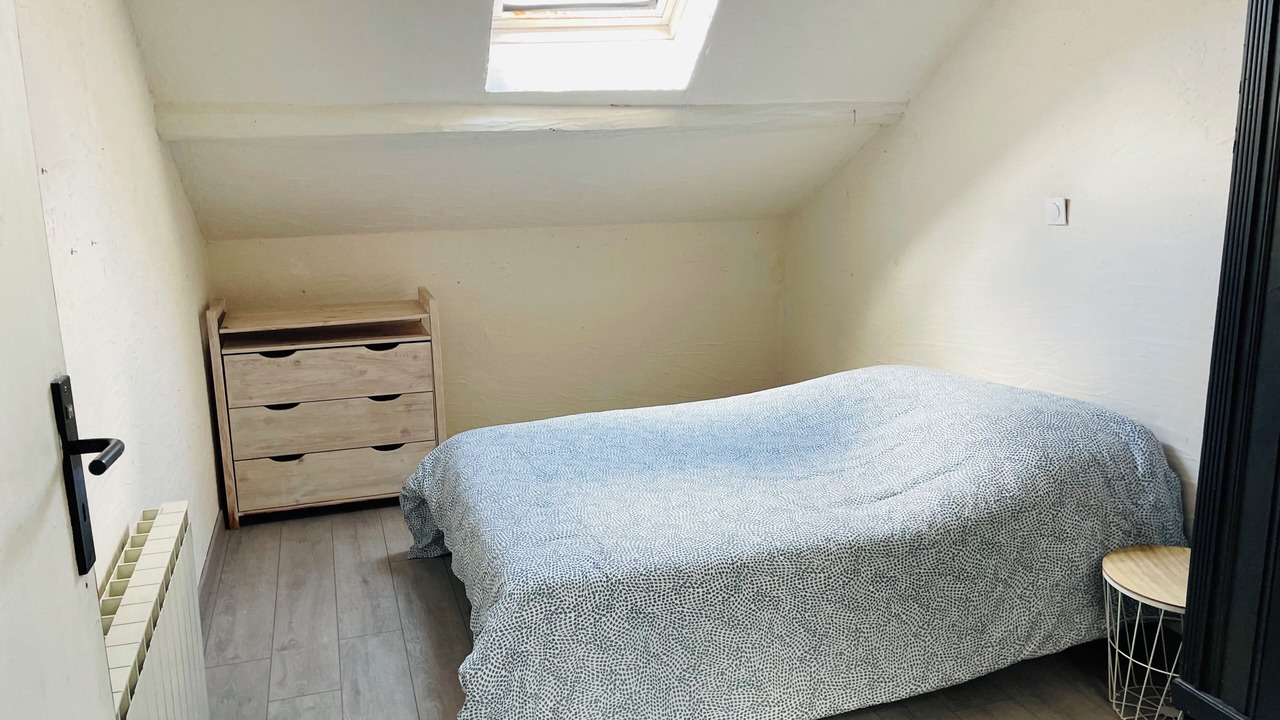 Photo of Bedroom in Voulx