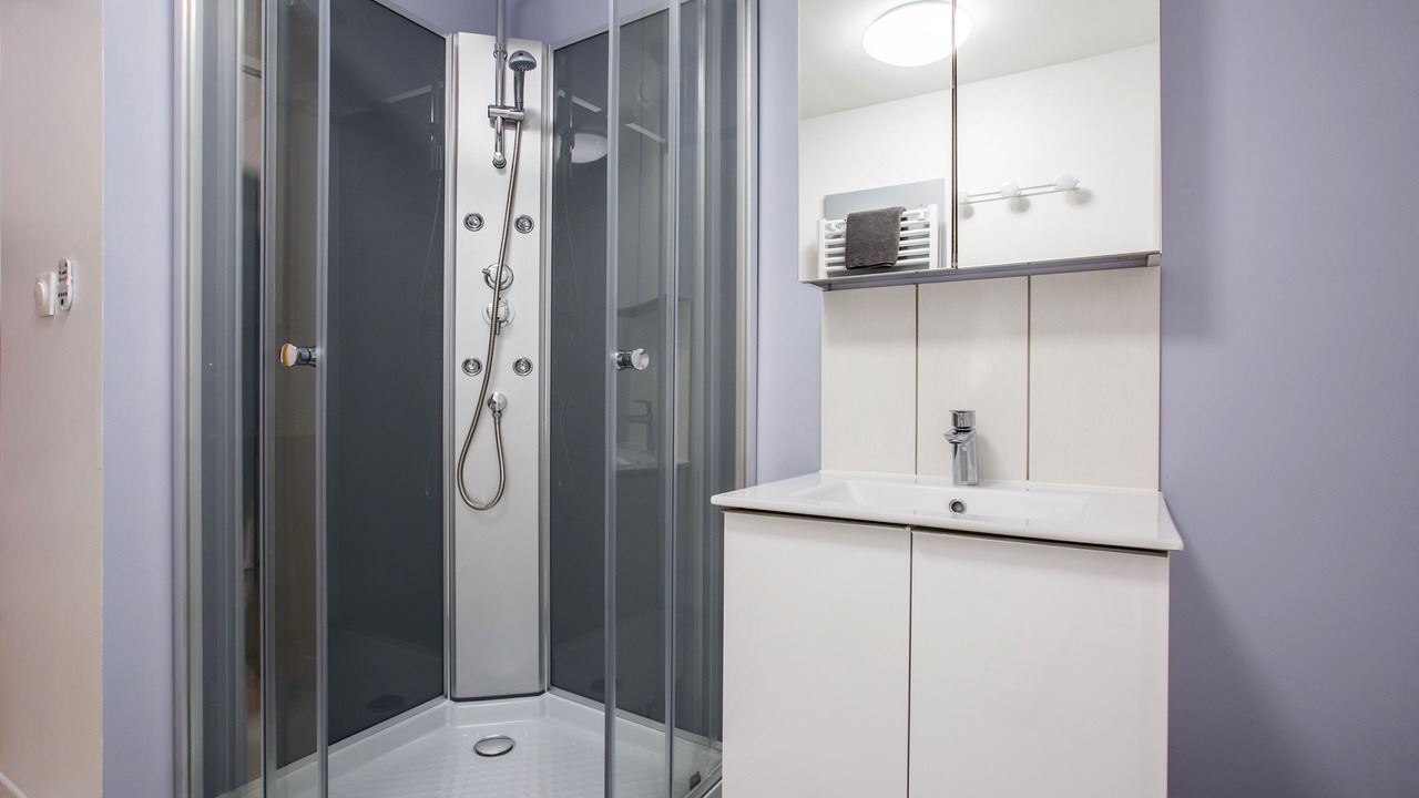 Photo of Bathroom in Mouvaux