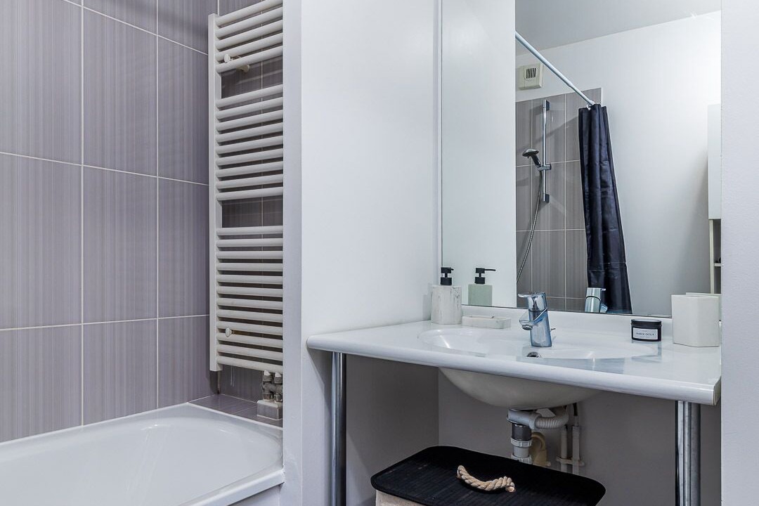 Photo of Bathroom in Orly