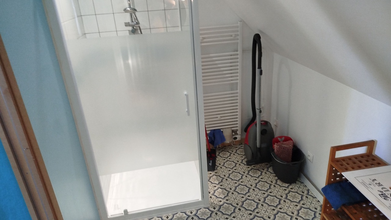 Photo of Bathroom in Belbeuf