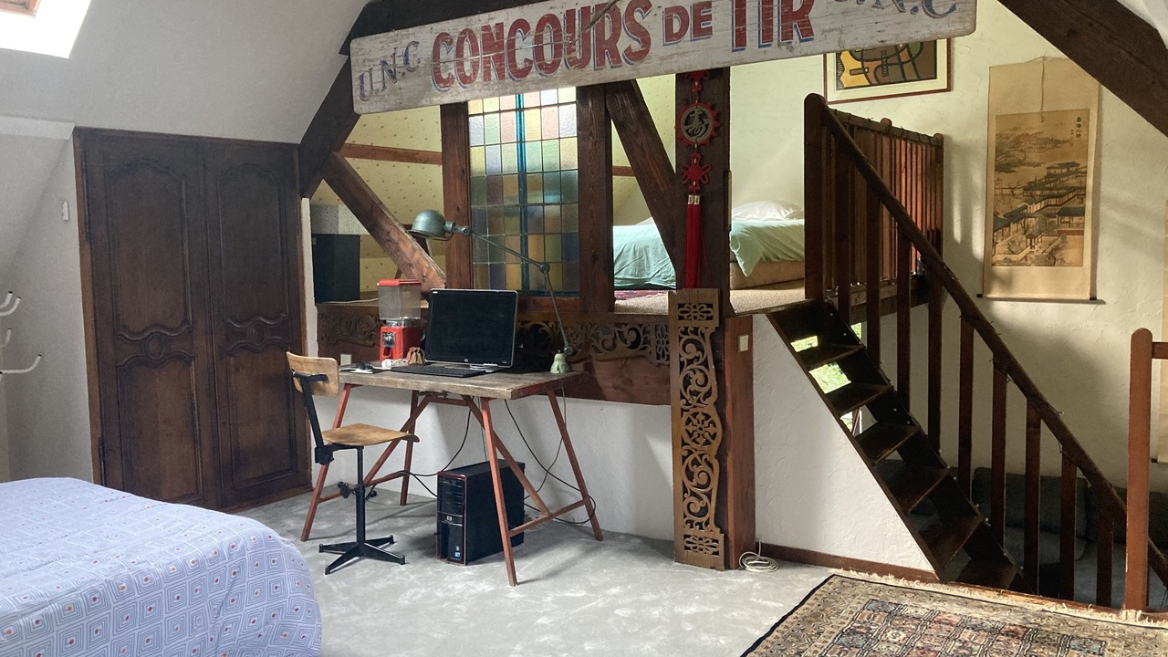 Photo of Bedroom in Saint-Remy-l'Honore