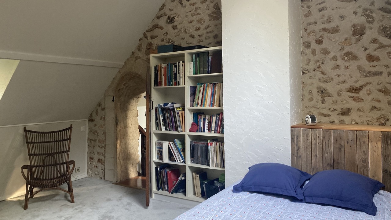 Photo of Bedroom in Saint-Remy-l'Honore