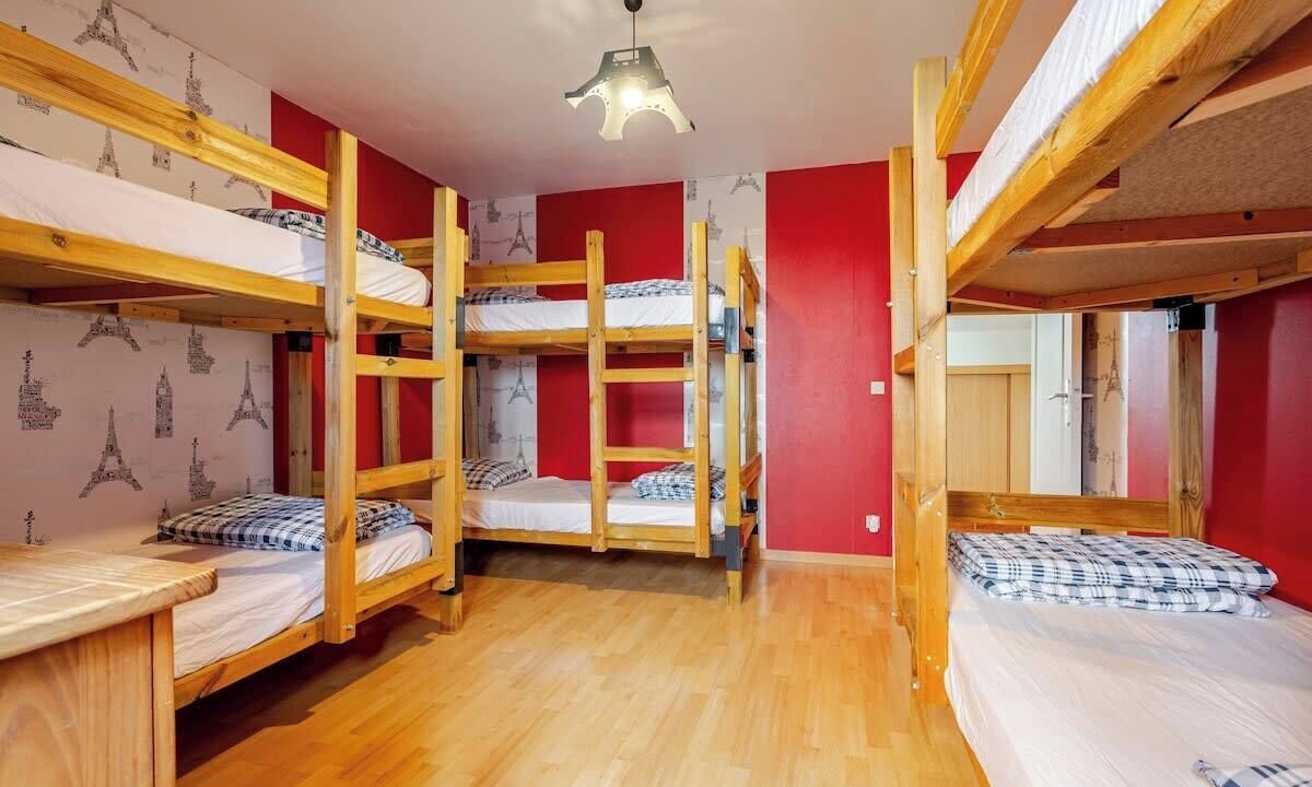 Photo of Bedroom in Fontenay-Tresigny