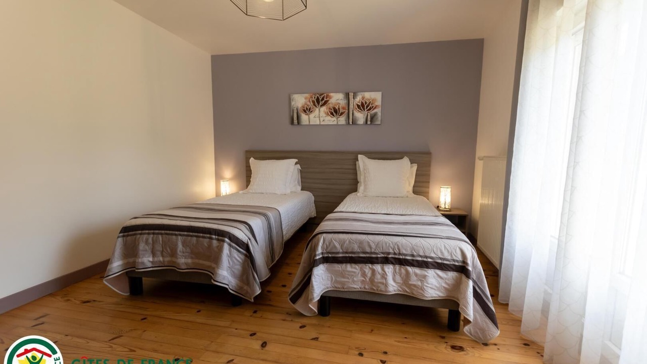 Photo of Bedroom in Heutregiville