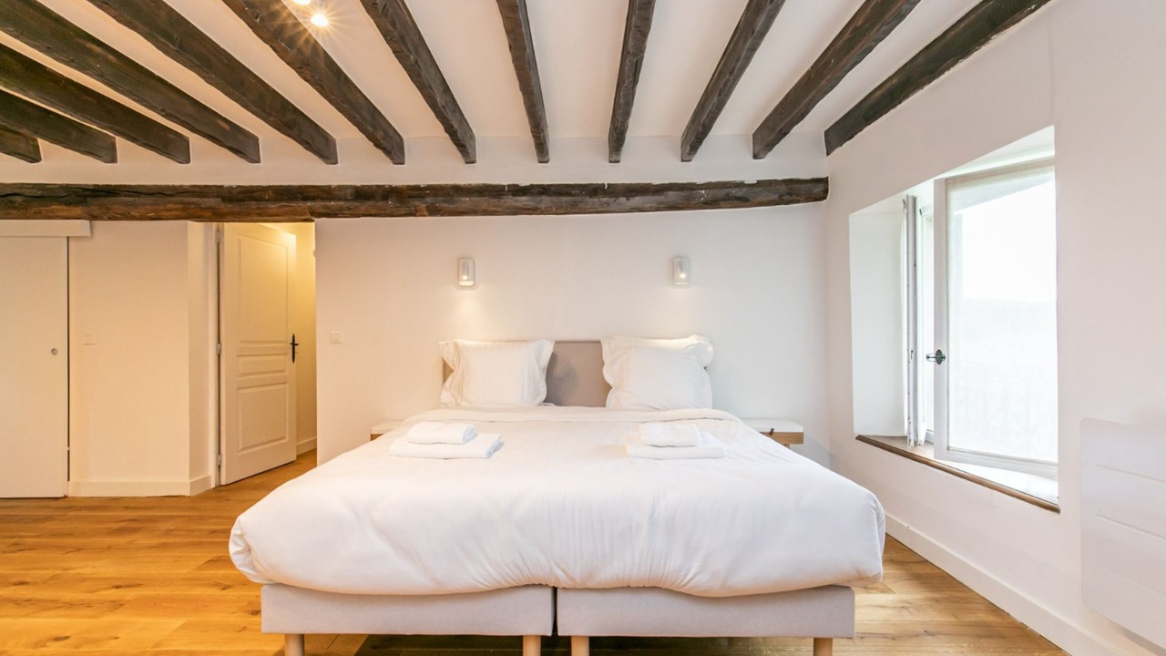 Photo of Bedroom in Courtomer
