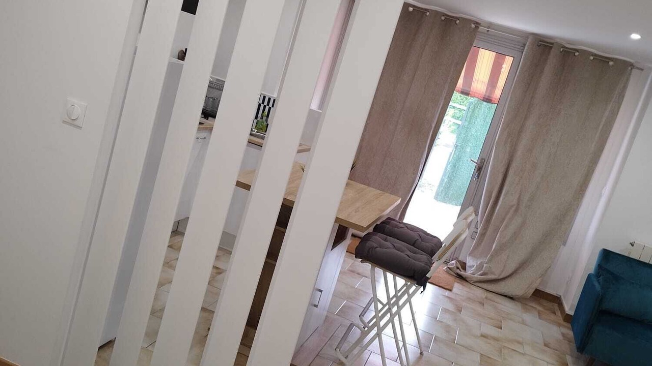 Photo of Bedroom in Guermantes