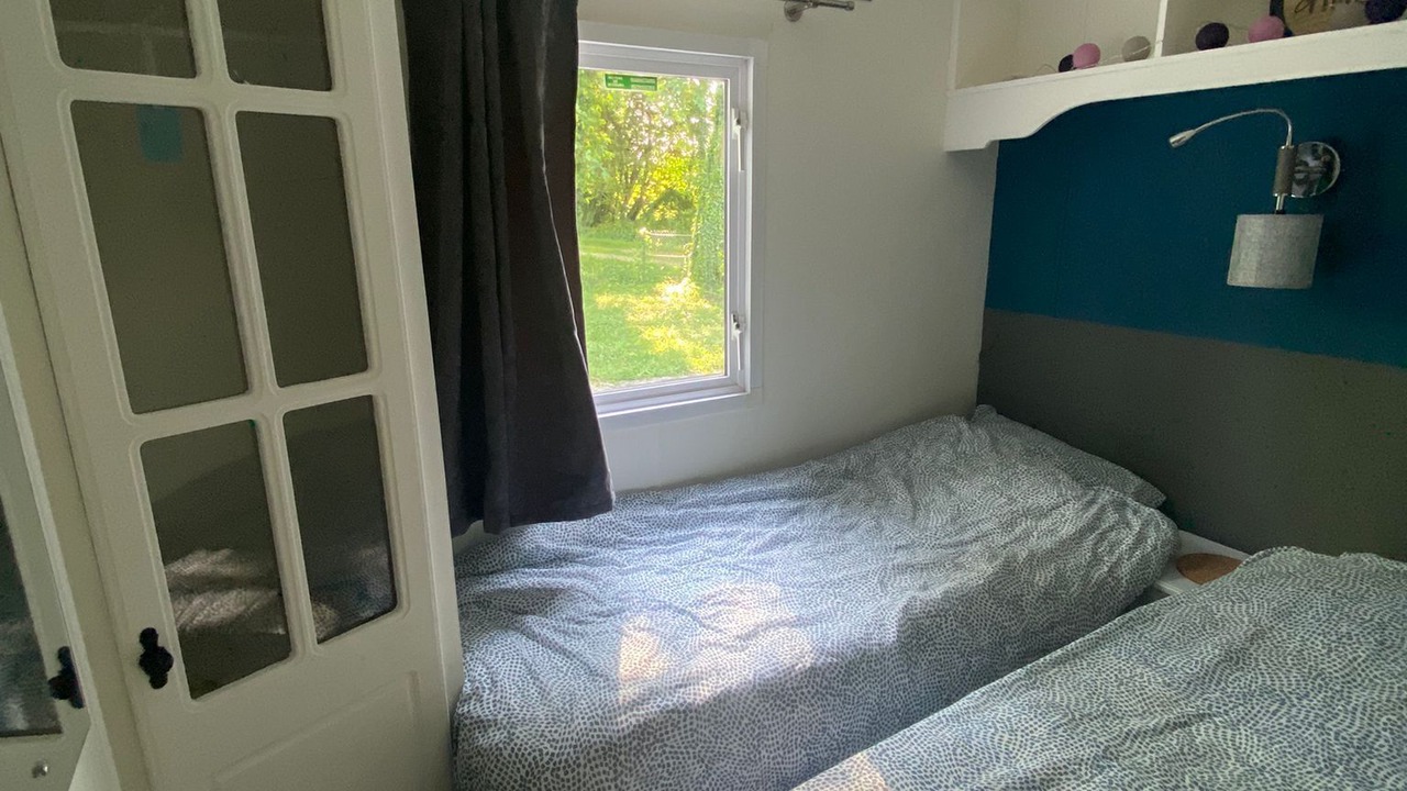 Photo of Bedroom in Pont-sur-Vanne