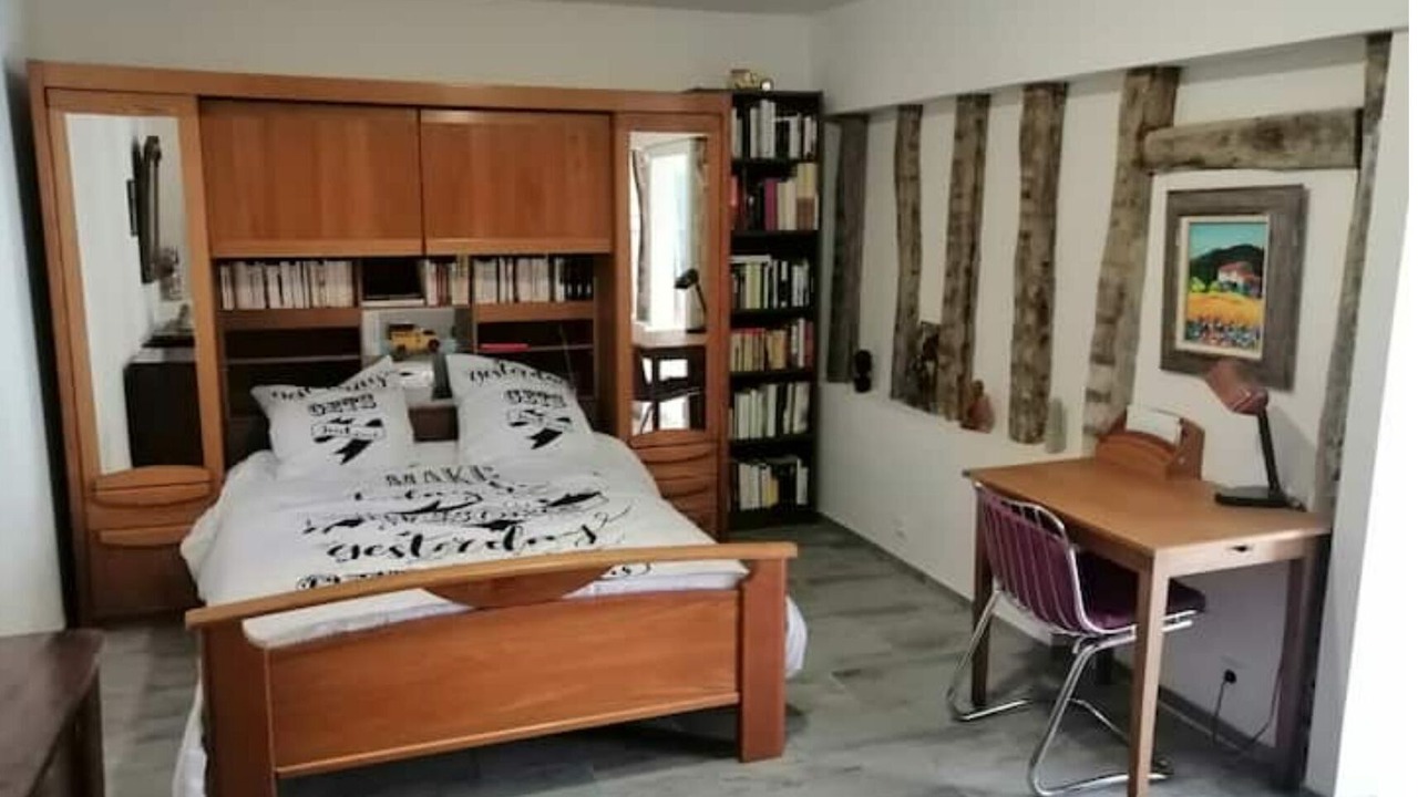 Photo of Bedroom in Courtenay