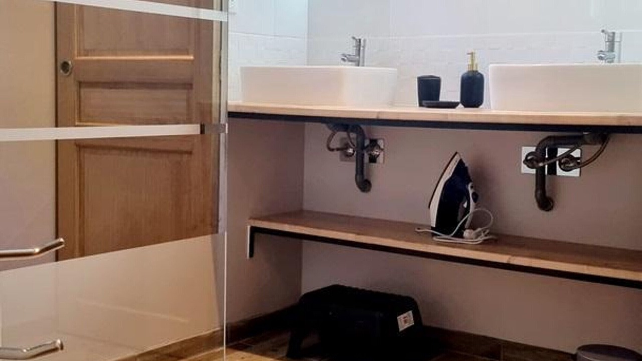Photo of Bathroom in Boussois