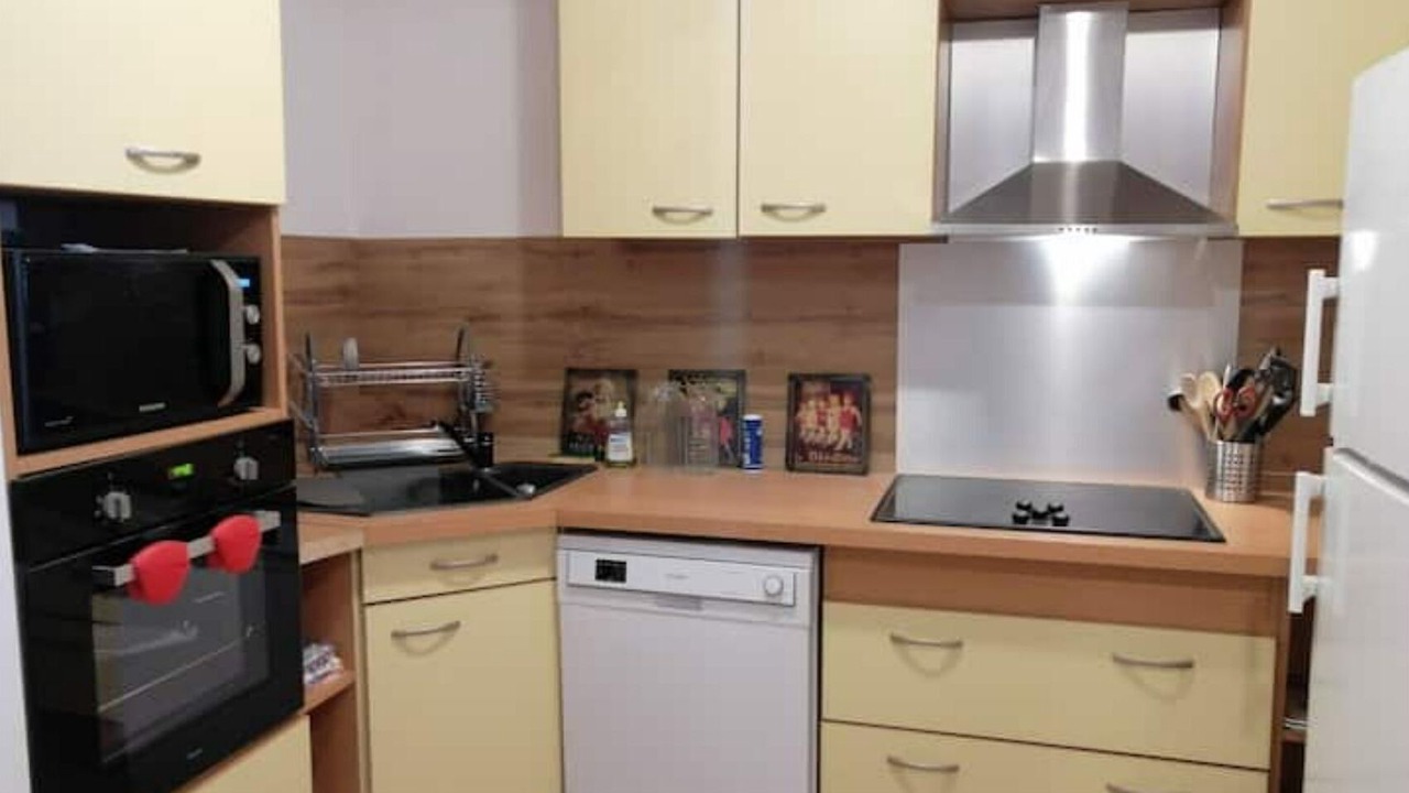Photo of Kitchen in Courtenay