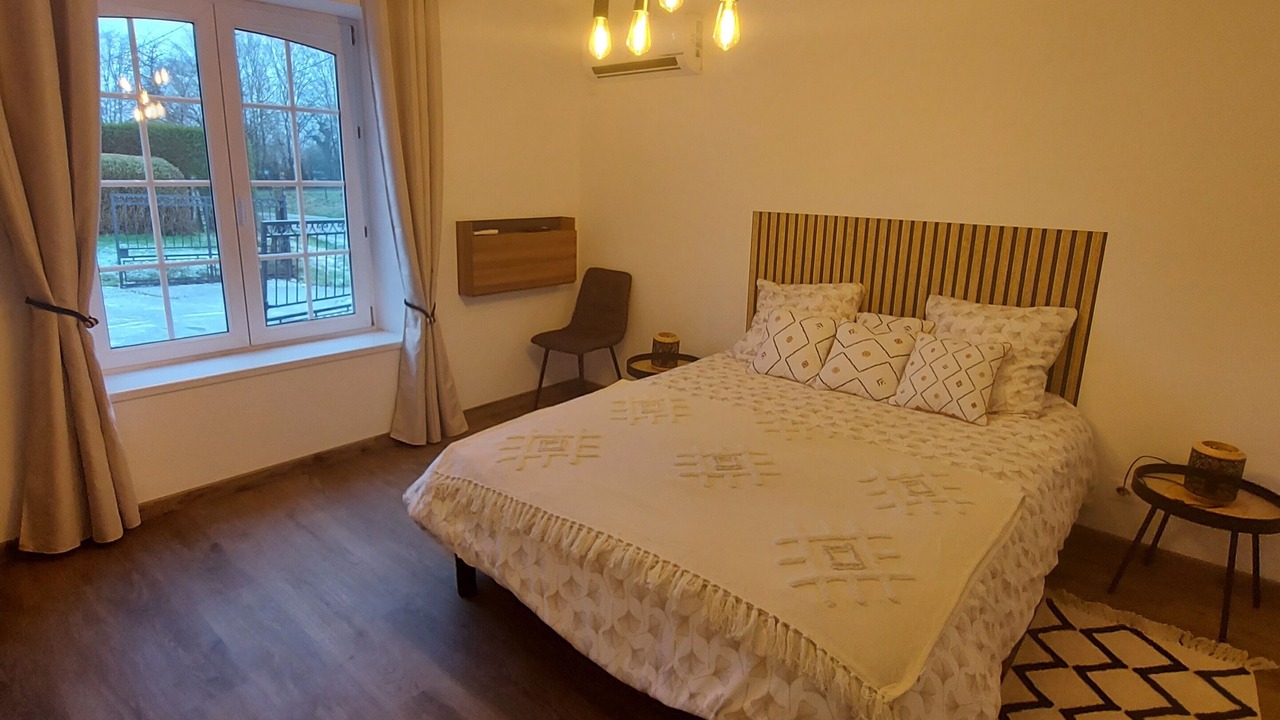 Photo of Bedroom in La Vallee-au-Ble