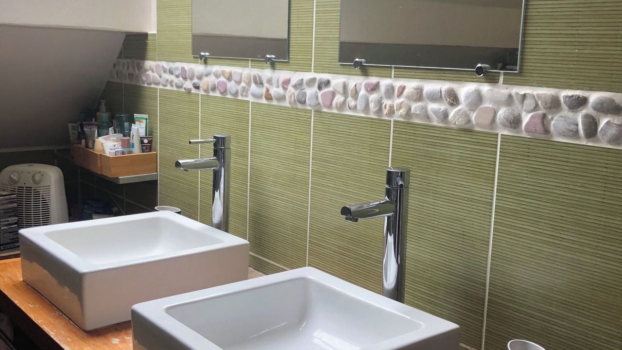Photo of Bathroom in Quincy-Voisins
