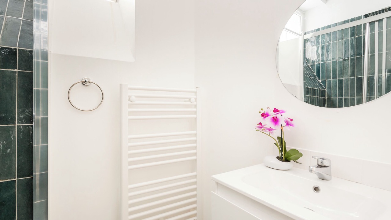 Photo of Bathroom in Vivienne
