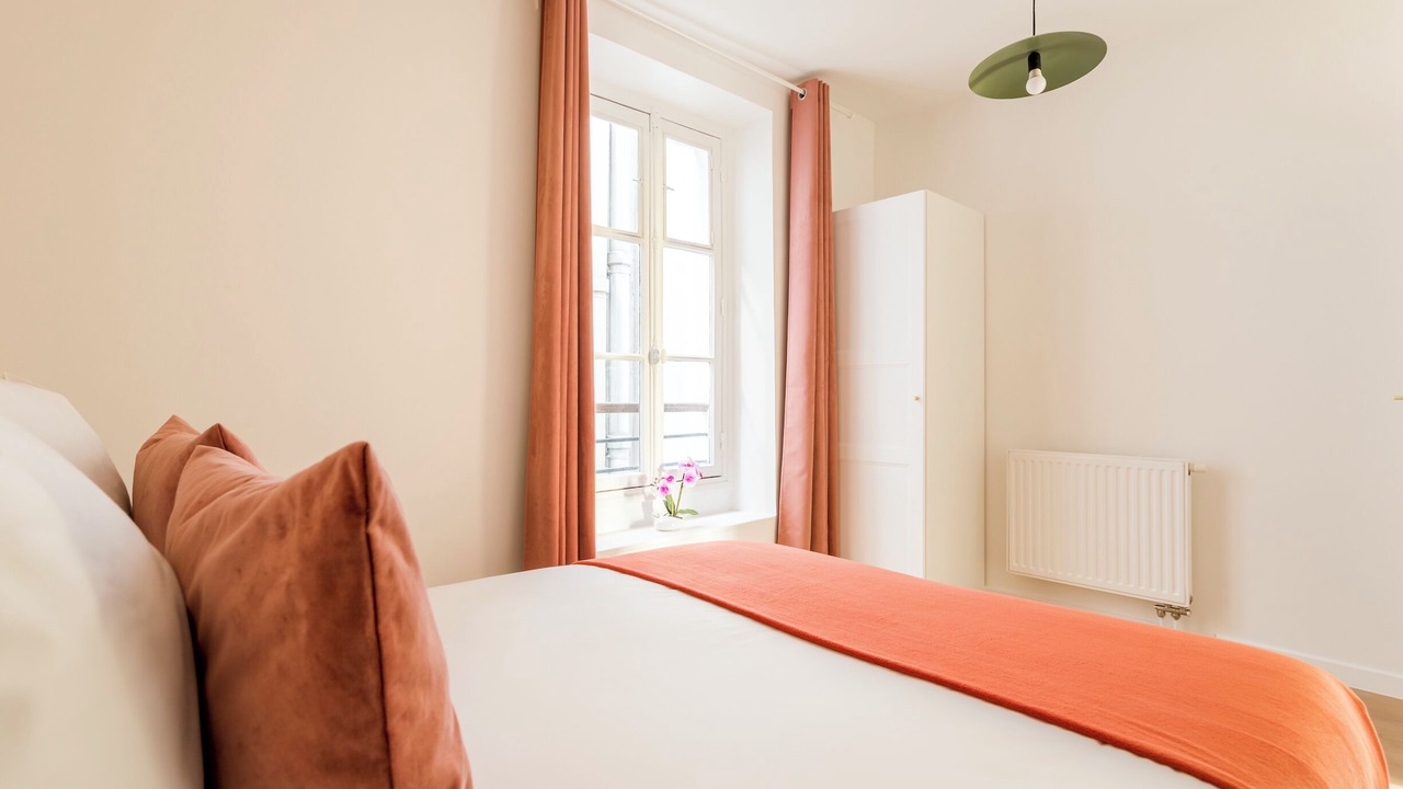 Photo of Bedroom in Vivienne