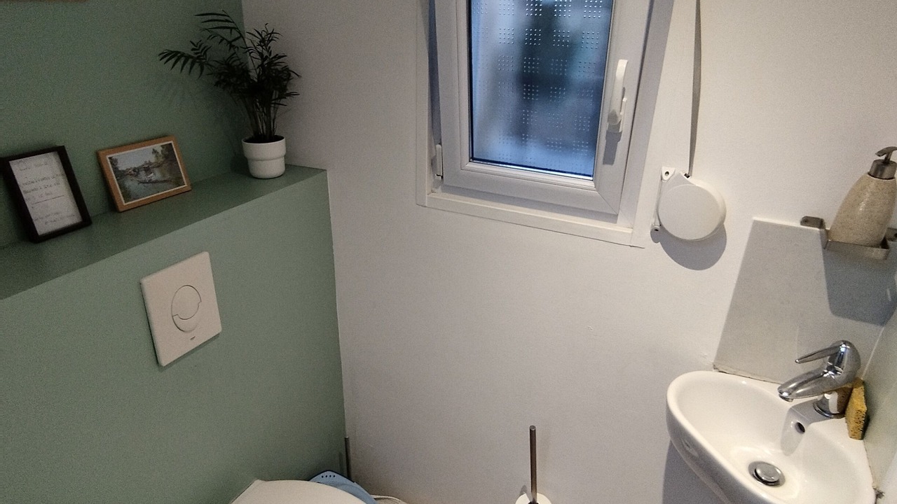 Photo of Bathroom in Lezennes