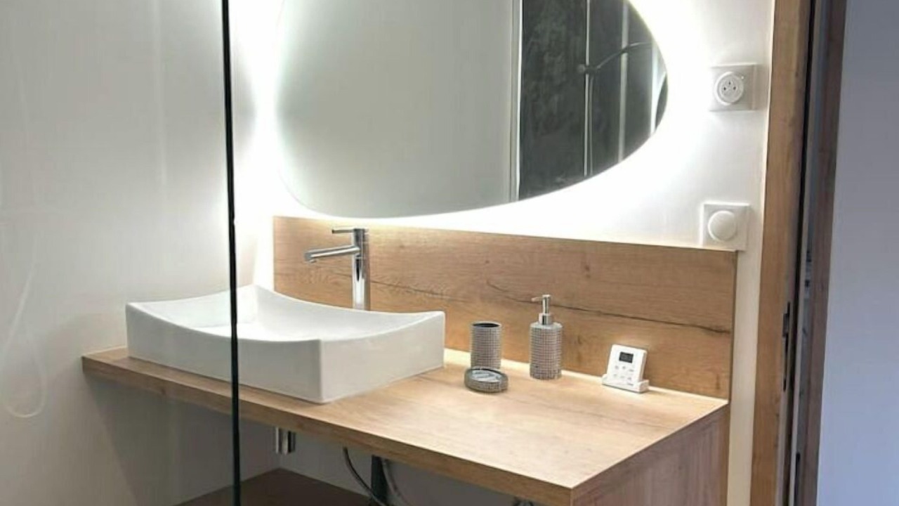 Photo of Bathroom in Maresches