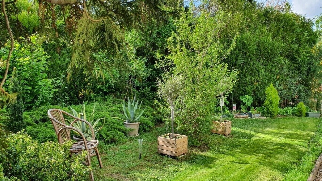 Photo of Outdoor in Guernes