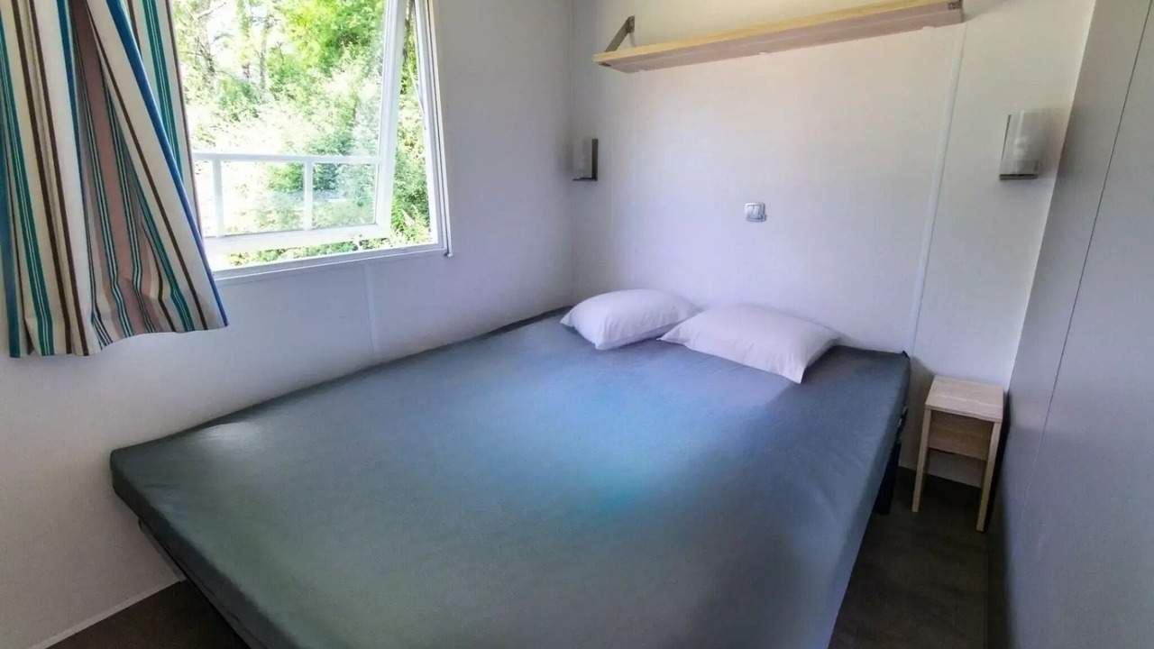 Photo of Bedroom in Saint-Honore-les-Bains