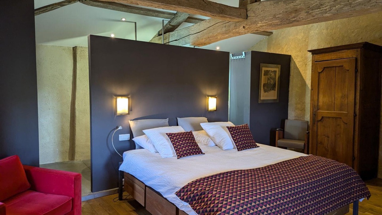 Photo of Bedroom in Beaulieu-sur-Sonnette