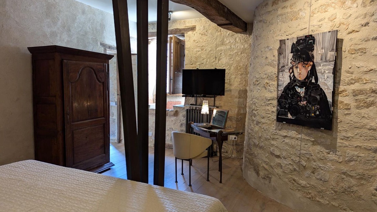 Photo of Bedroom in Beaulieu-sur-Sonnette