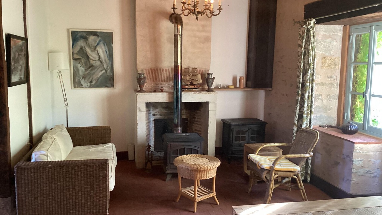 Photo of Livingroom in Le Veurdre