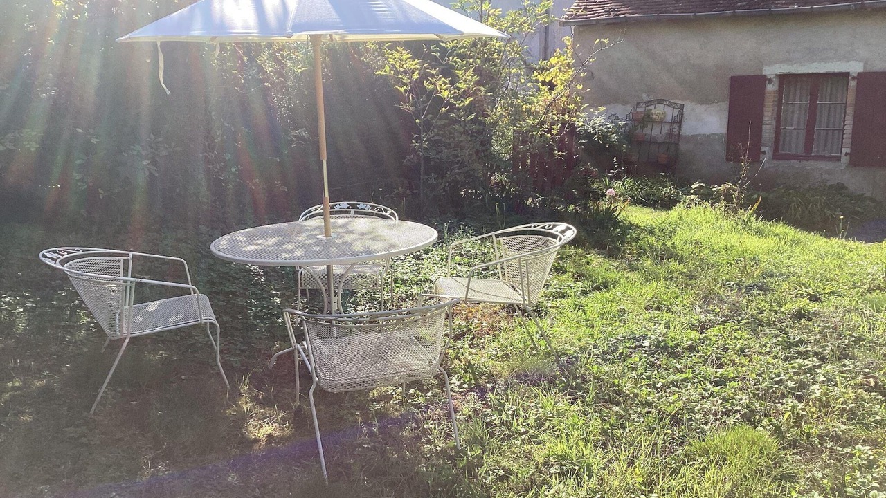 Photo of Outdoor in Le Veurdre