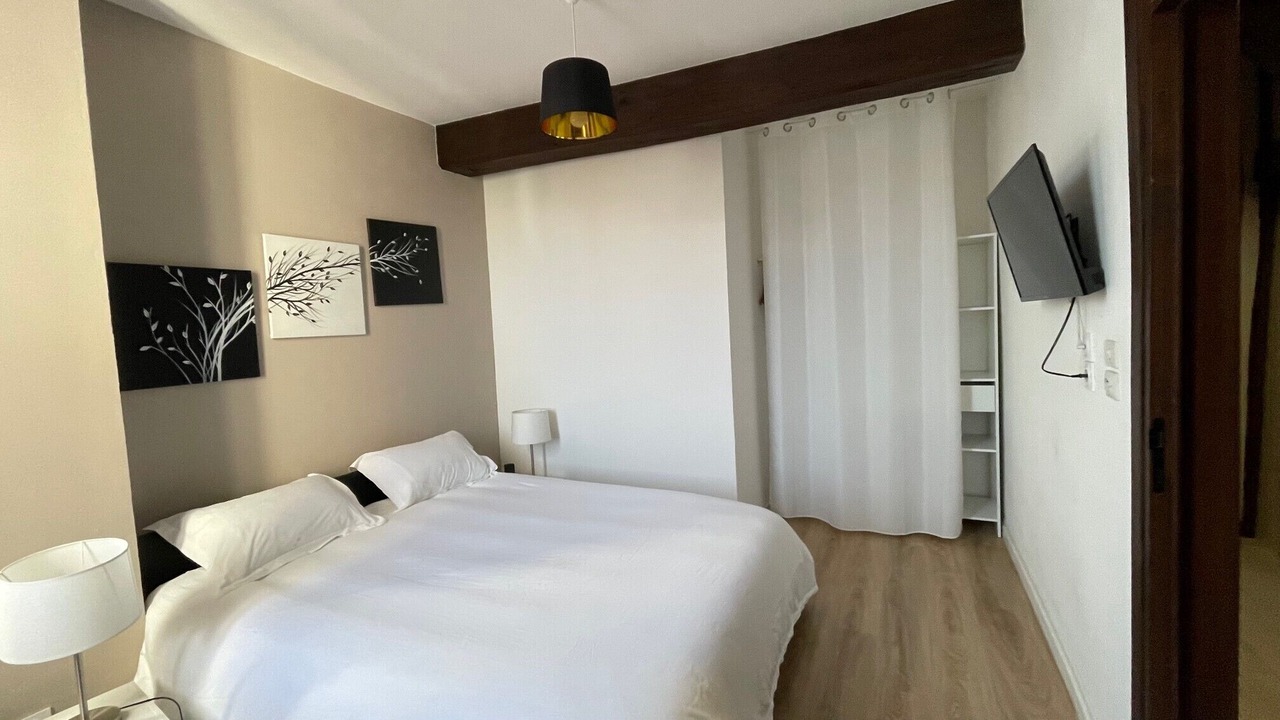 Photo of Bedroom in Old Town
