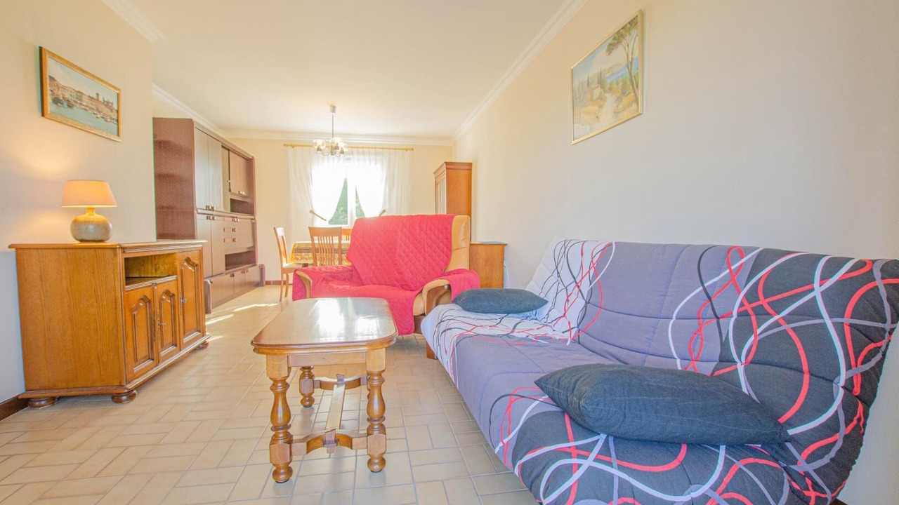 Photo of Livingroom in Maizieres-la-Grande-Paroisse