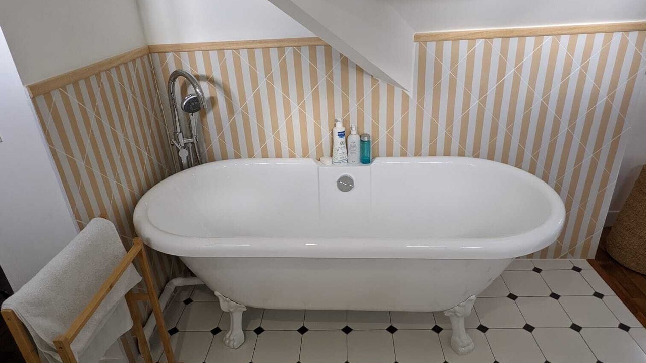 Photo of Bathroom in Mesnil-sur-l'Estree