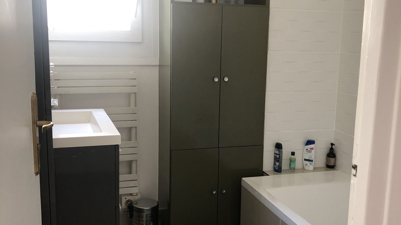 Photo of Bathroom in Chelles