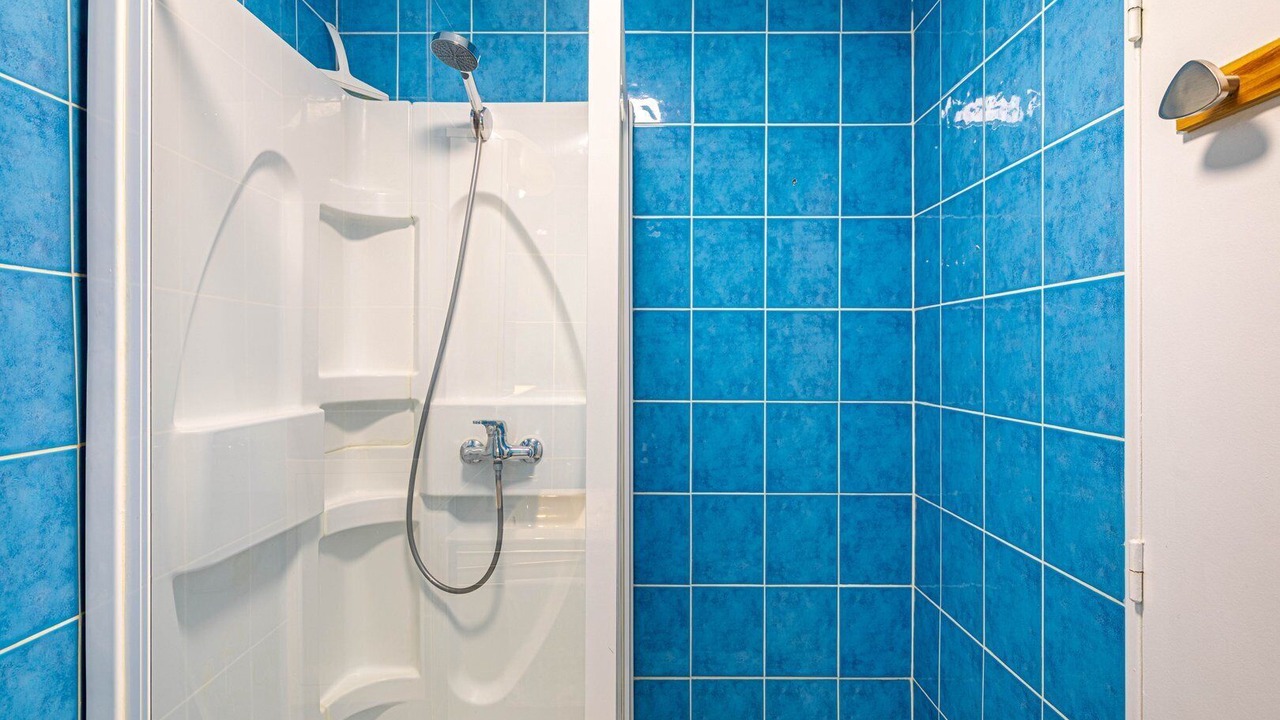 Photo of Bathroom in Les Puces de Saint-Ouen