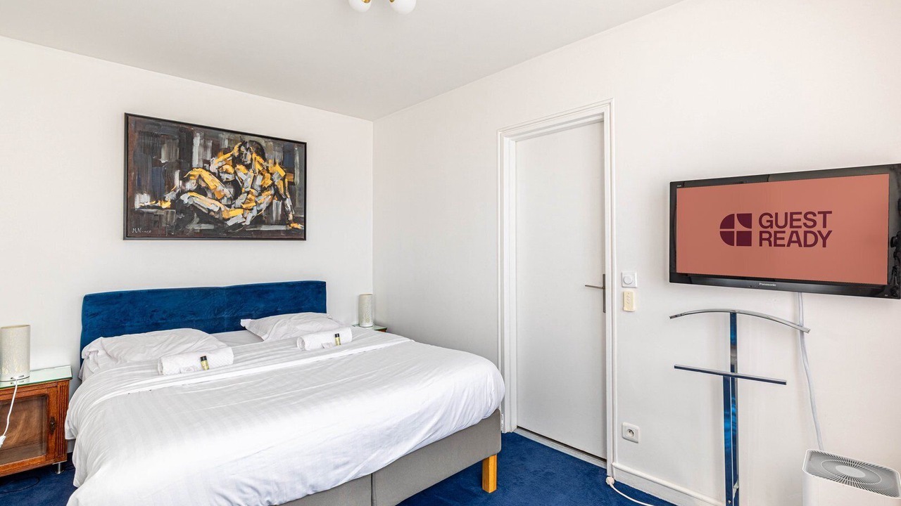 Photo of Bedroom in Les Puces de Saint-Ouen