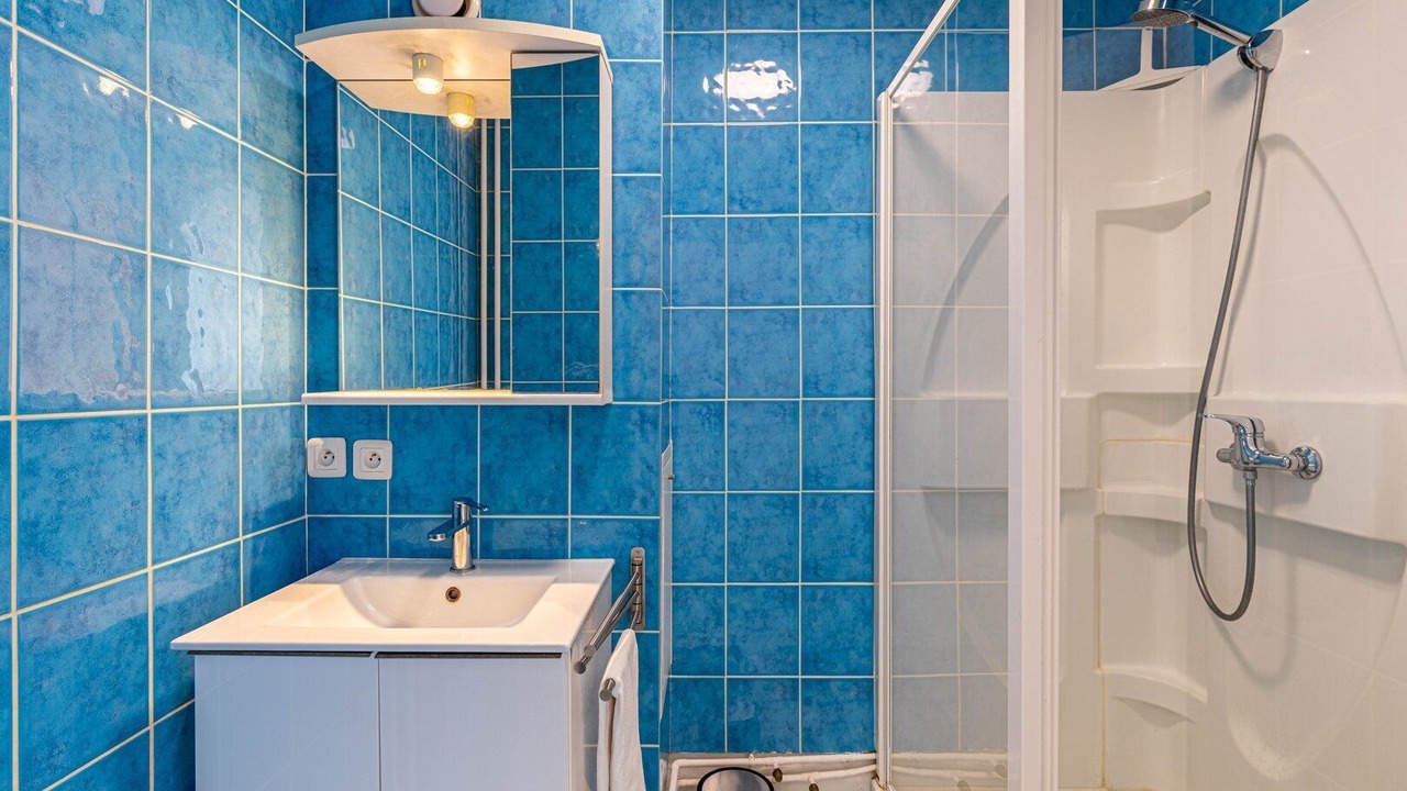 Photo of Bathroom in Les Puces de Saint-Ouen