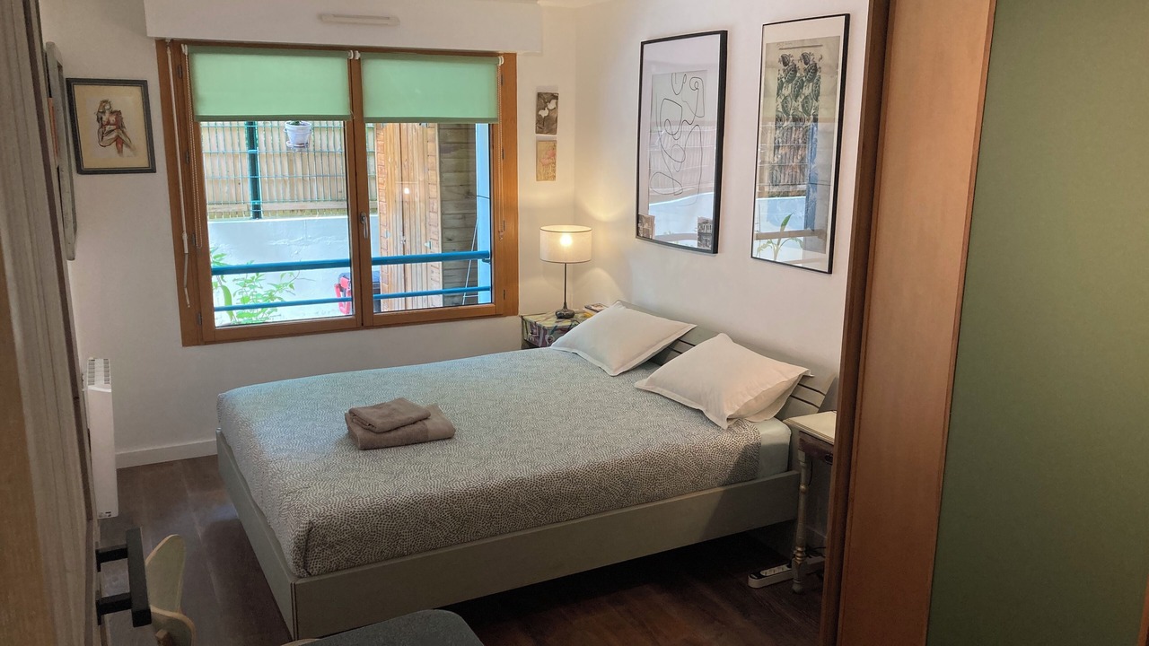 Photo of Bedroom in Sevres
