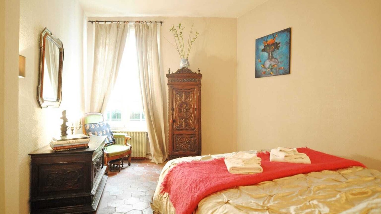 Photo of Bedroom in Latin