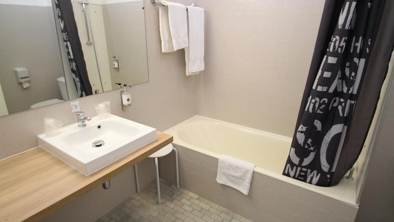 Photo of Bathroom in Saint-Priest
